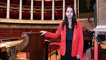 Naïma Moutchou, représentante d’Édouard Philippe à l’Assemblée