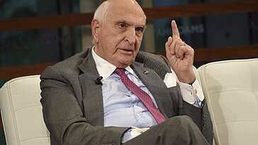 Un dirigeant pro-Trump dénonce vivement sa politique