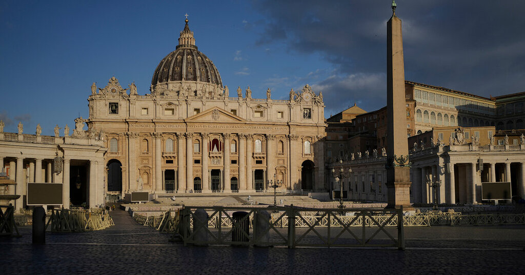 En direct : le conclave papal entame son deuxième jour En direct : le conclave papal entame son deuxième jour