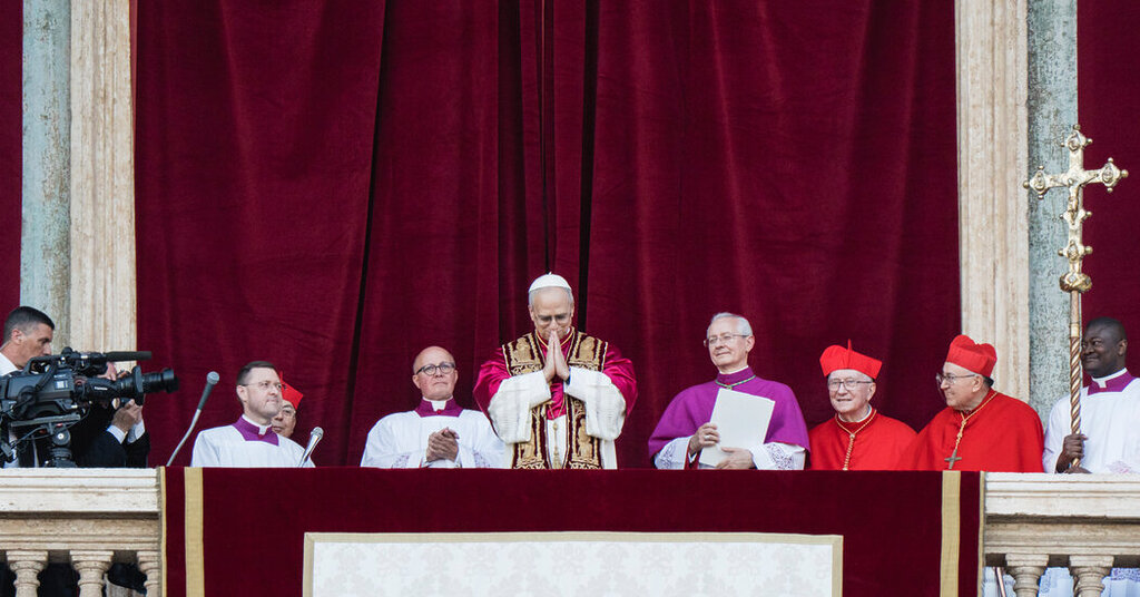 Le pape Léon XIV suit les traces du pape François pour guider l’Église catholique