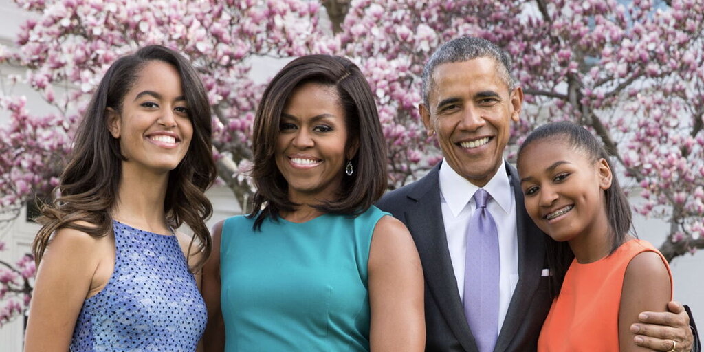 Une photo surprenante de Malia et Sasha Obama : les filles de Barack et Michelle sont méconnaissables