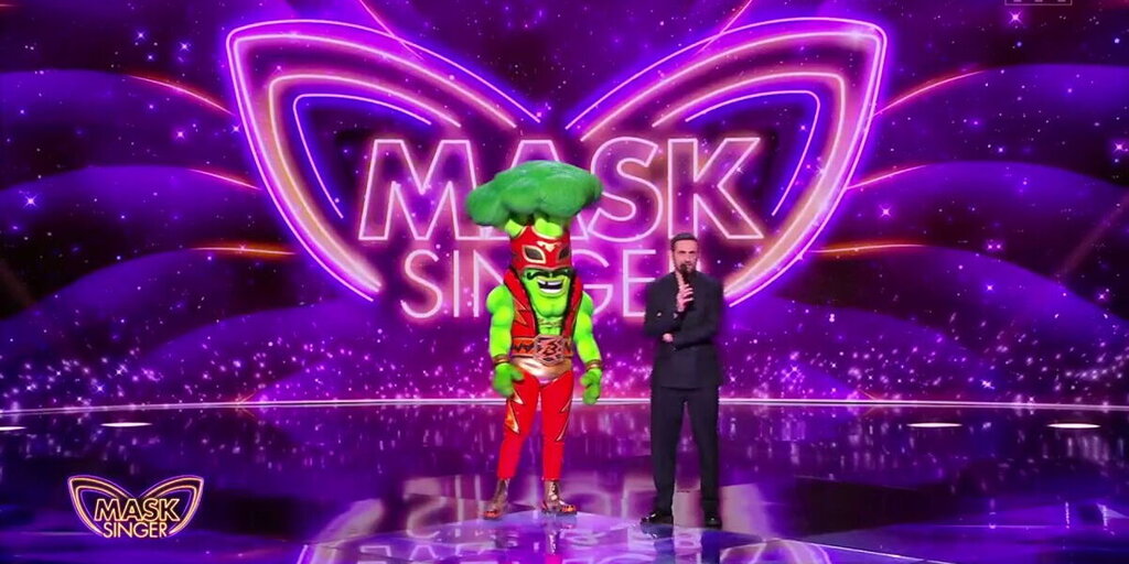 Mask Singer : Qui se dissimule sous le costume de brocoli ? Les hypothèses des internautes Mask Singer : Qui se dissimule sous le costume de brocoli ? Les hypothèses des internautes