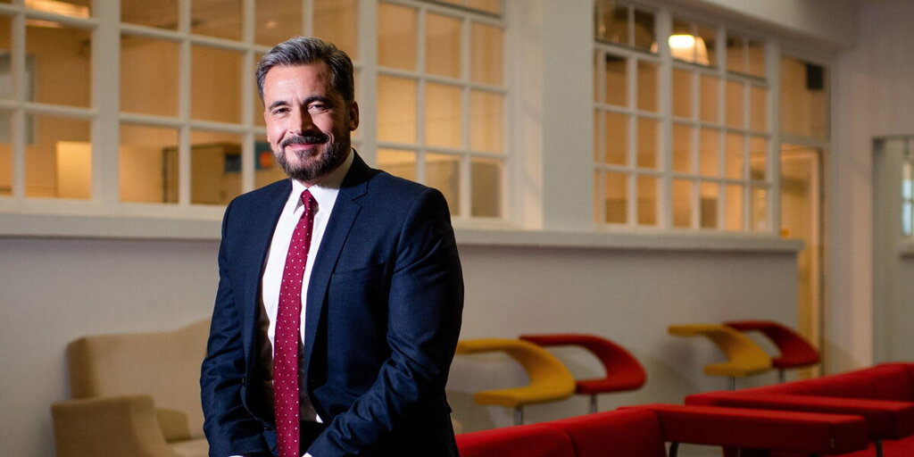 Olivier Minne arrive sur M6 : découvrez l’émission culte qu’il pourrait animer après France 2 Olivier Minne arrive sur M6 : découvrez l’émission culte qu’il pourrait animer après France 2