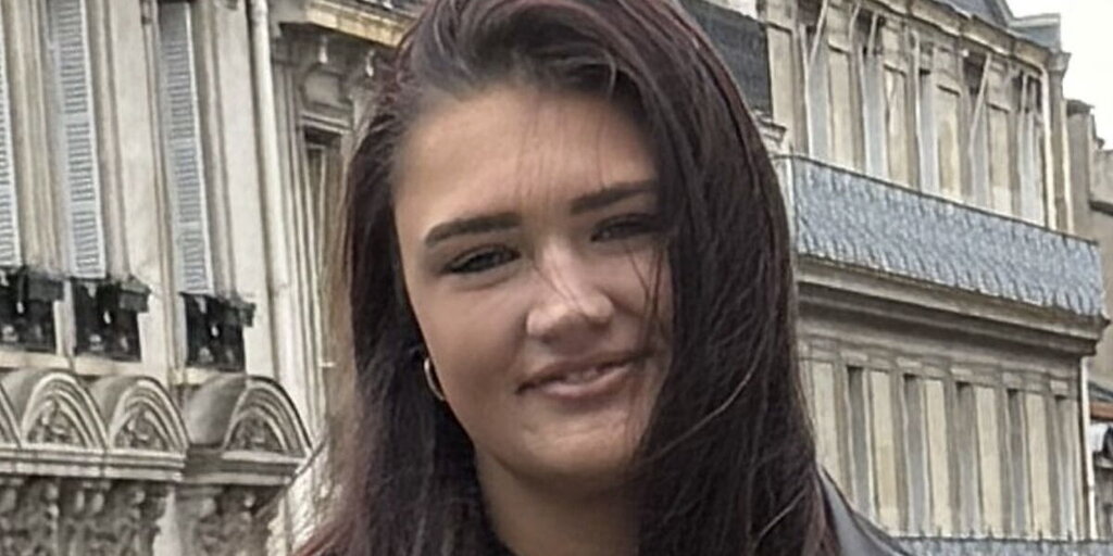 La disparition d’Eva, 16 ans, fille d’un acteur de Premiers Baisers, alerte les célébrités La disparition d’Eva, 16 ans, fille d’un acteur de Premiers Baisers, alerte les célébrités