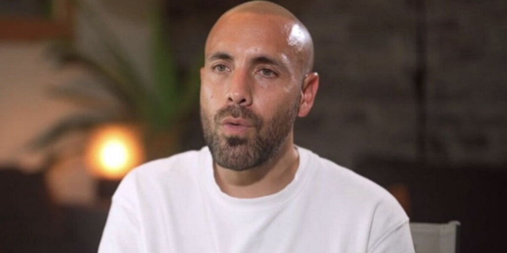 Les parents adoptifs de David absents : la raison émotive dévoilée à son mariage avec Marina
