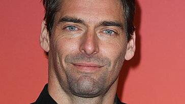 Camille Lacourt se confie sur sa dépression liée à l’alcool : « J’ai senti l’appel du gouffre »