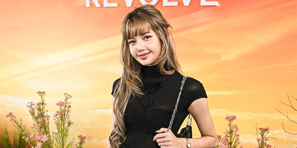 Lisa de Blackpink crée la controverse au Met Gala avec des sous-vêtements à l’image de Rosa Parks Lisa de Blackpink crée la controverse au Met Gala avec des sous-vêtements à l’image de Rosa Parks