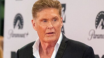 David Hasselhoff en fauteuil roulant : photos troublantes de l’ex-star d’Alerte à Malibu
