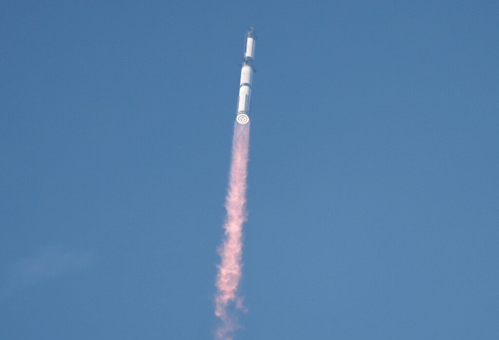SpaceX a perdu le contrôle de son vaisseau lors de son neuvième test