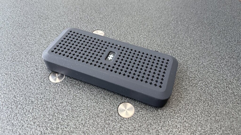 Analyse de l’enceinte SSD Hyperdrive USB4 : caractéristiques, performances et prix