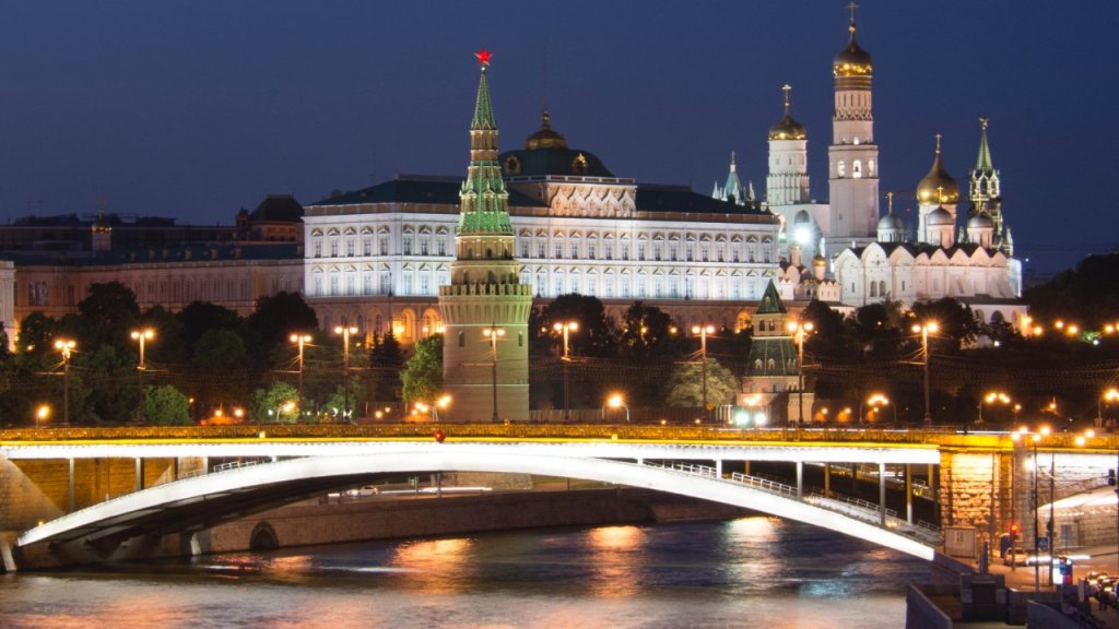 La Russie inflige une amende à Apple pour promotion des droits LGBTQ+