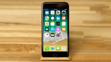 Apple classe les iPhone 7 Plus et iPhone 8 parmi ses produits vintage