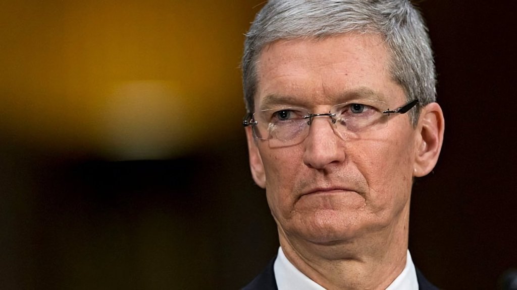 Tim Cook exhorte le gouverneur du Texas à refuser la proposition de vérification d’âge des applis