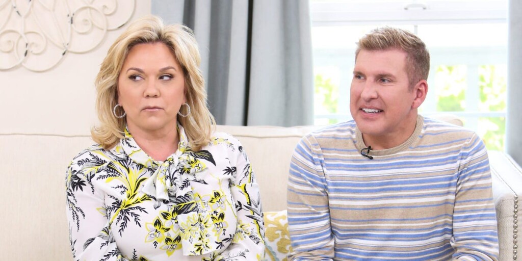 Explorez l’ascension et la chute de Todd et Julie Chrisley, entre succès télévisé et condamnations Explorez l’ascension et la chute de Todd et Julie Chrisley, entre succès télévisé et condamnations