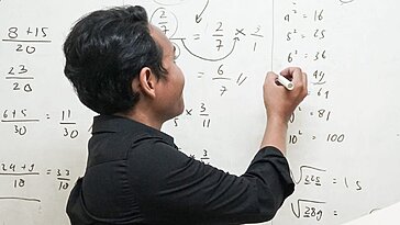 Incapable d’aider mon fils en maths, j’ai engagé un tuteur pour mieux répondre à ses besoins