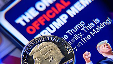 Les transactions en cryptomonnaies de Trump menacent l’adoption d’une loi bipartisane sur les stablecoins