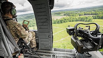 La société américaine Aimlock, célèbre pour sa précision, conçoit des armes anti-drones de dernier recours