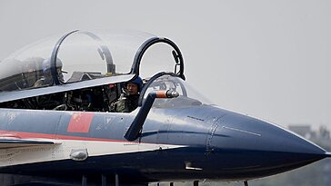 Pourquoi le chasseur J-10C « Vigorous Dragon » de Chine suscite-t-il un nouvel intérêt ?