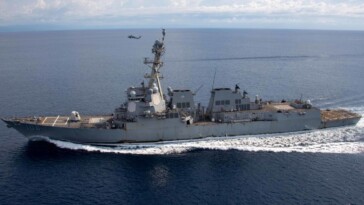 Un capitaine de la Marine américaine avoue que son cœur s’emballait lors des premiers tirs houthis