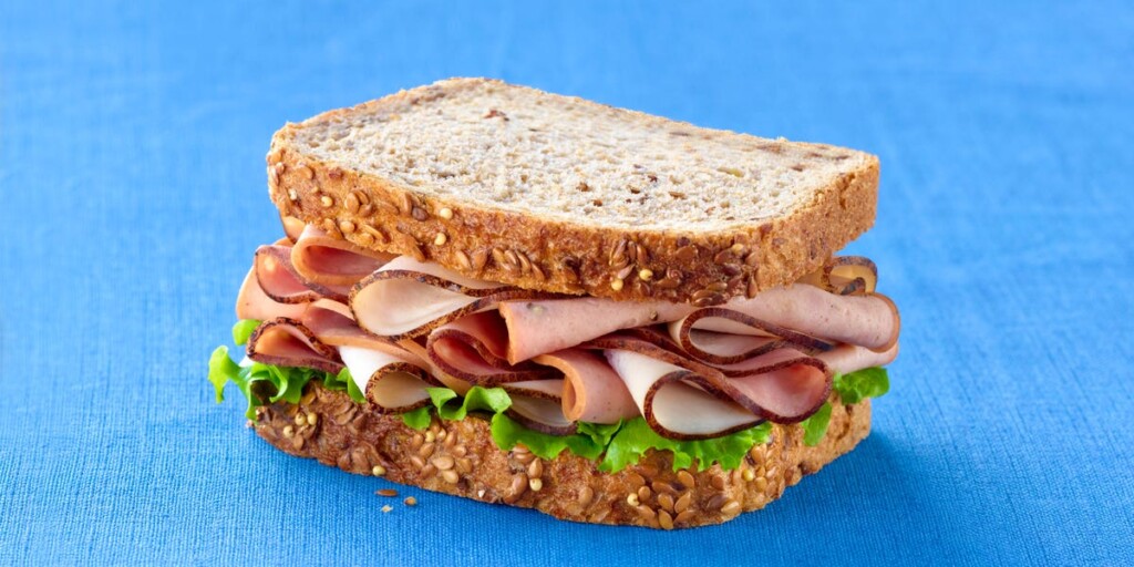 Laissez tomber le sandwich de compliments et adoptez cette méthode en trois étapes pour critiquer Laissez tomber le sandwich de compliments et adoptez cette méthode en trois étapes pour critiquer