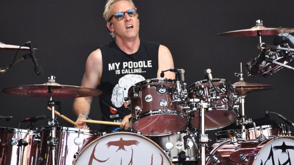 Josh Freese plaisante sur son départ des Foo Fighters dans une récente publication Josh Freese plaisante sur son départ des Foo Fighters dans une récente publication