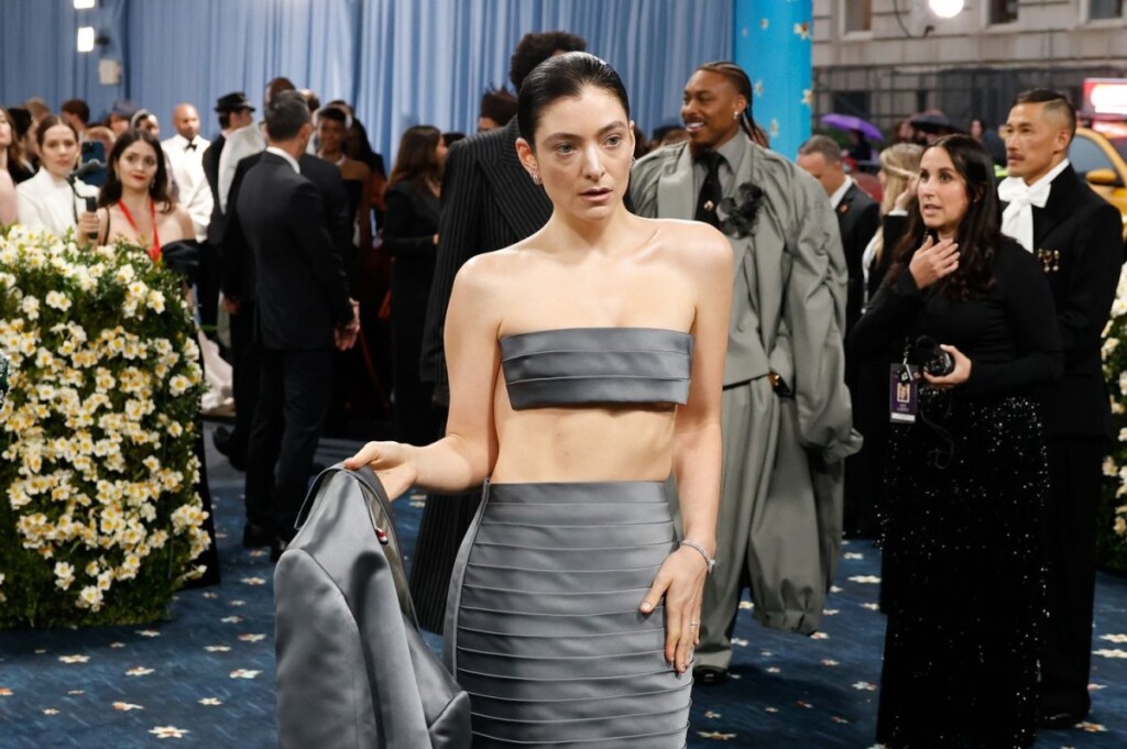 « Lorde présente son nouveau single et clip vidéo ‘Man of the Year' »