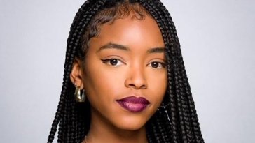 « Forever » de Lovie Simone : réflexion sur la pression des pairs à l’ère actuelle