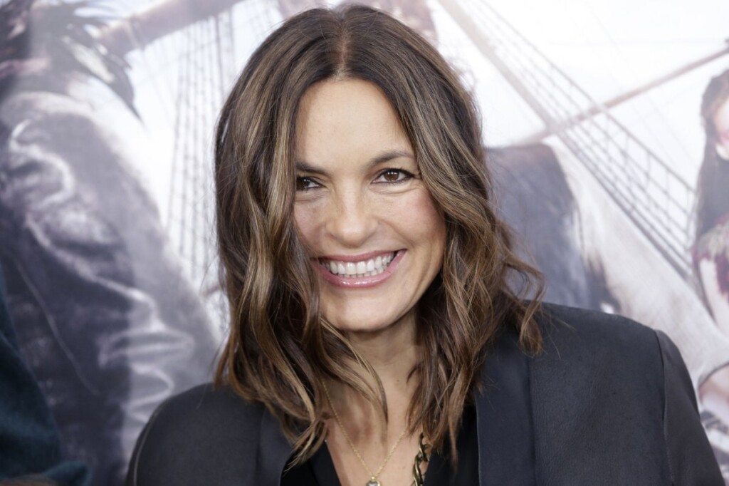 Un documentaire révèle que Mickey Hargitay n’est pas le père biologique de Mariska Hargitay