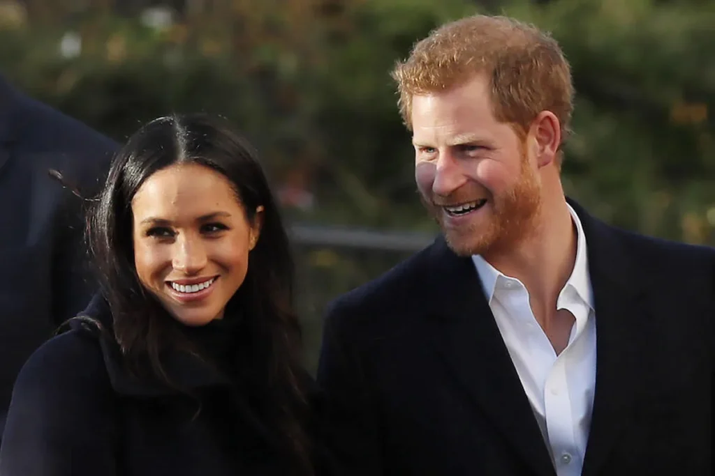 Un ex-collaborateur révèle que le prince Harry agit avec Meghan comme avec ses anciennes compagnes