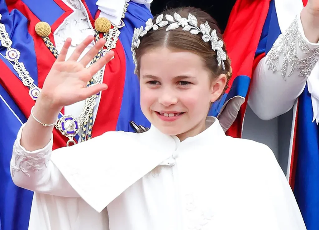 La collection de bijoux de la princesse Charlotte éclipse celle de Kate Middleton par sa valeur La collection de bijoux de la princesse Charlotte éclipse celle de Kate Middleton par sa valeur