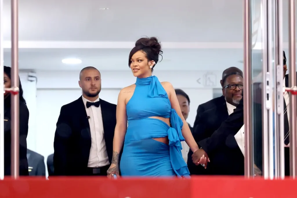 Rihanna dévoile ses choix mode pour 2025 : Panties out