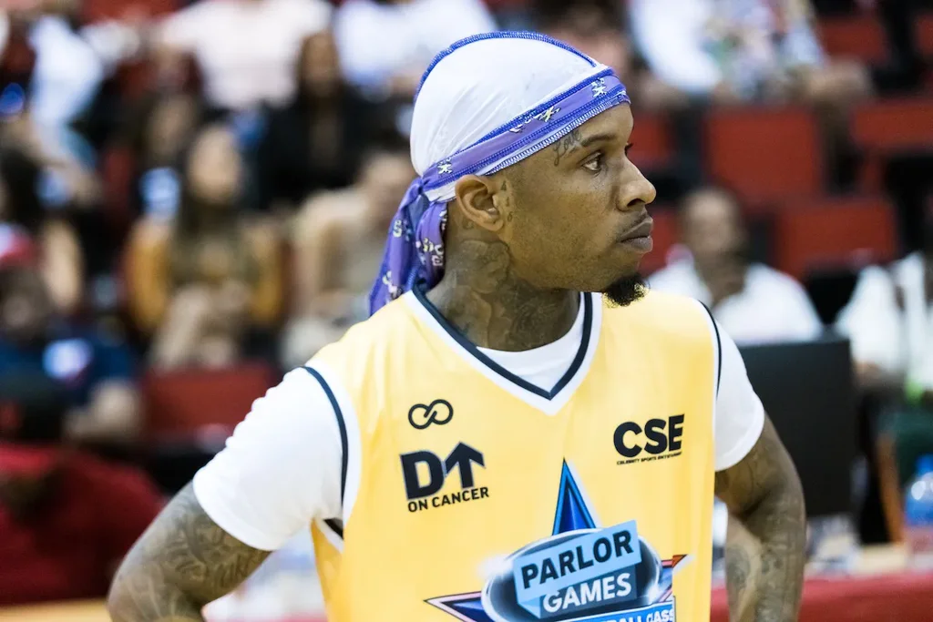 Agression en prison : Tory Lanez hospitalisé après une attaque – rapport Agression en prison : Tory Lanez hospitalisé après une attaque – rapport