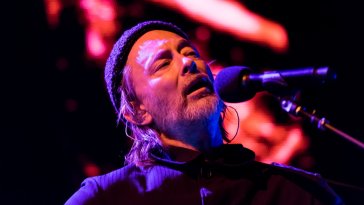 Thom Yorke critique Netanyahu, le Hamas et la crise humanitaire qui en découle