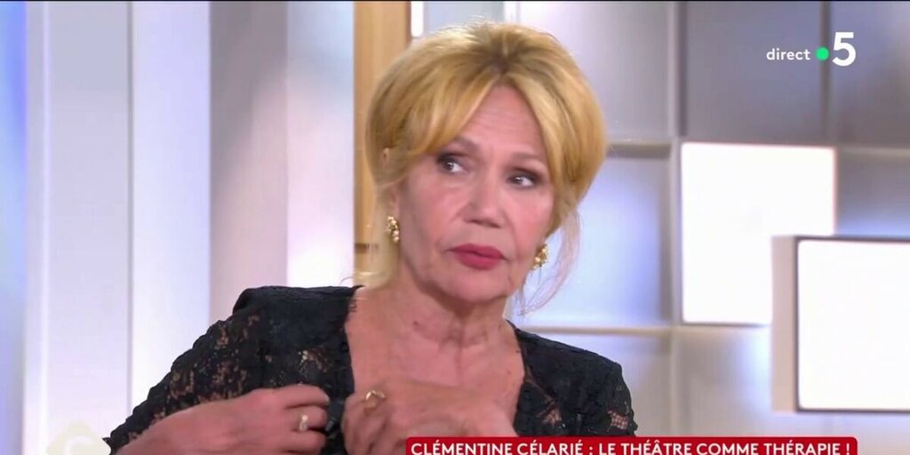 Le cancer de Clémentine Célarié : impact sur sa carrière et témoignage émouvant Le cancer de Clémentine Célarié : impact sur sa carrière et témoignage émouvant