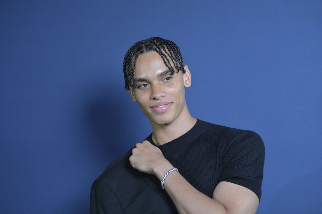 Alexandre, le fils, est mannequin pour la marque Jacquemus