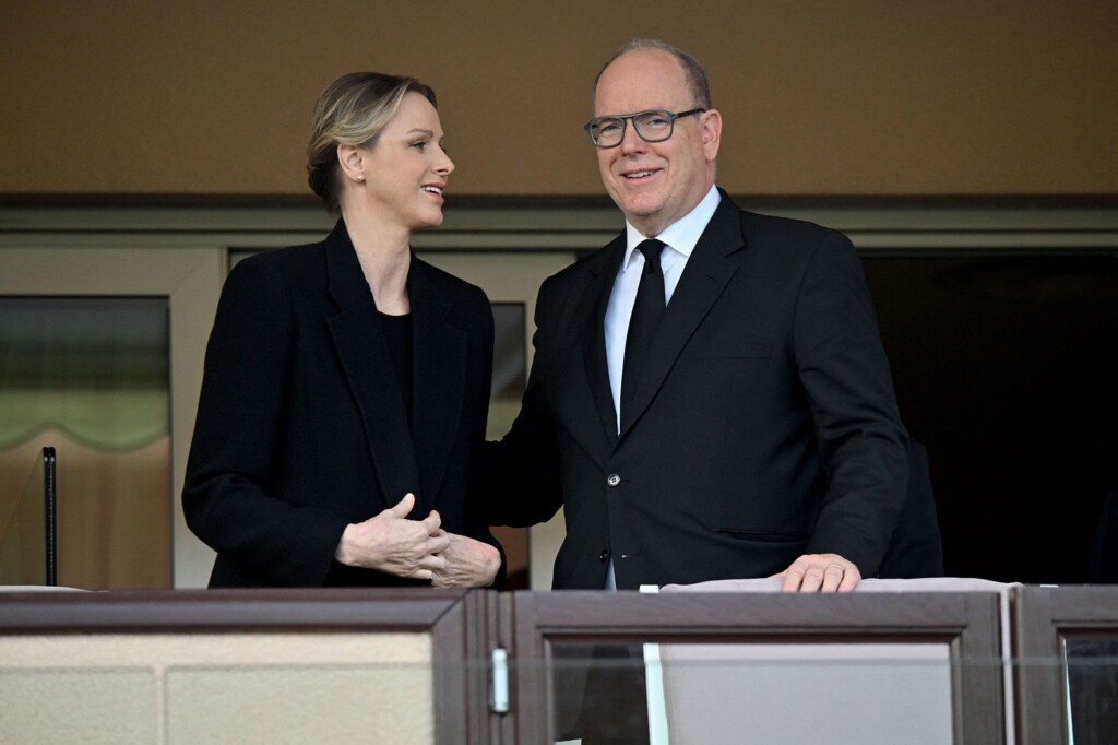 Albert et Charlène de Monaco profitent de vacances romantiques en toute discrétion à Venise