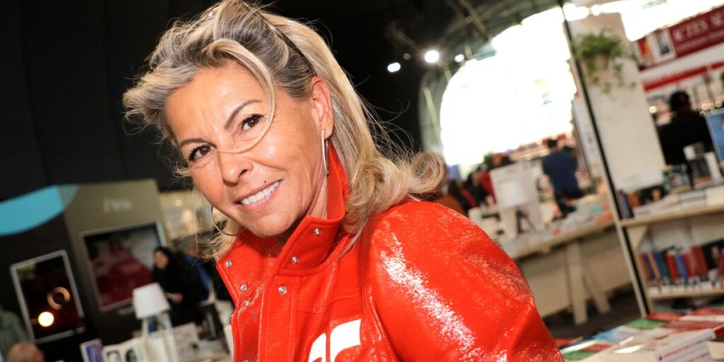 Caroline Margeridon s’indigne : elle réagit aux insultes contre elle et ses enfants Caroline Margeridon s’indigne : elle réagit aux insultes contre elle et ses enfants