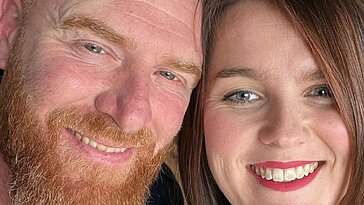 Les clichés de l’amour entre Lucile et Jérôme dans L’Amour est dans le pré, dont une ‘pépite’