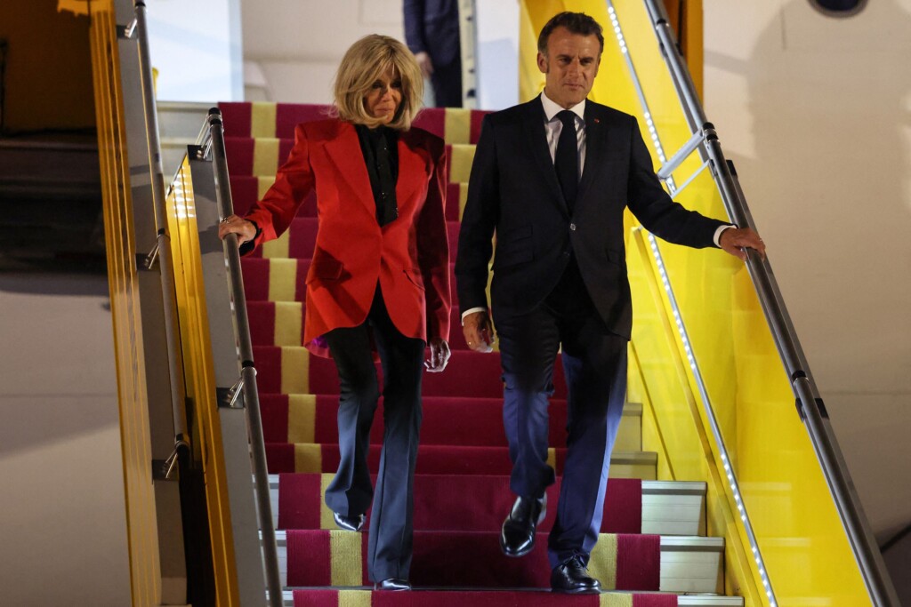 Brigitte et Emmanuel Macron se trouvent maintenant au Vietnam