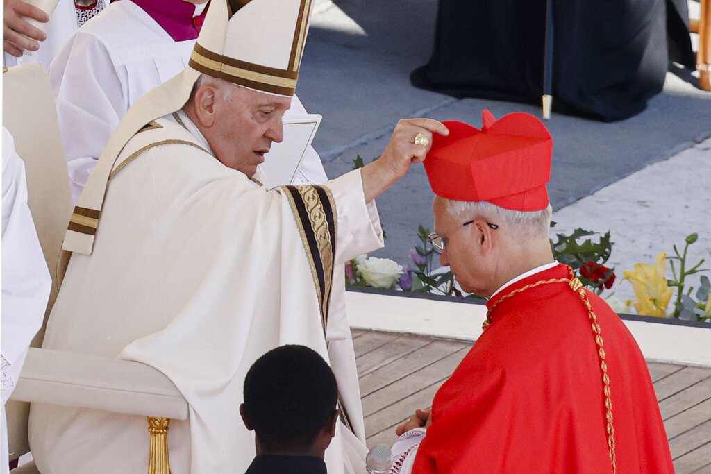 Un enfant rêvait de devenir le premier pape des États-Unis Un enfant rêvait de devenir le premier pape des États-Unis