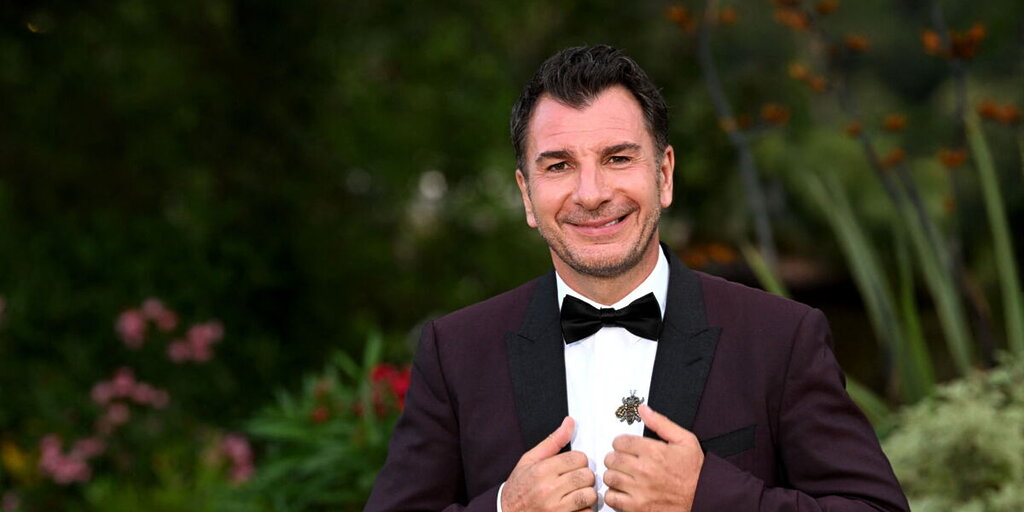 Mask Singer : Nouveau jury pour la saison 8, Michaël Youn remplace Élodie Poux après la saison 7 Mask Singer : Nouveau jury pour la saison 8, Michaël Youn remplace Élodie Poux après la saison 7