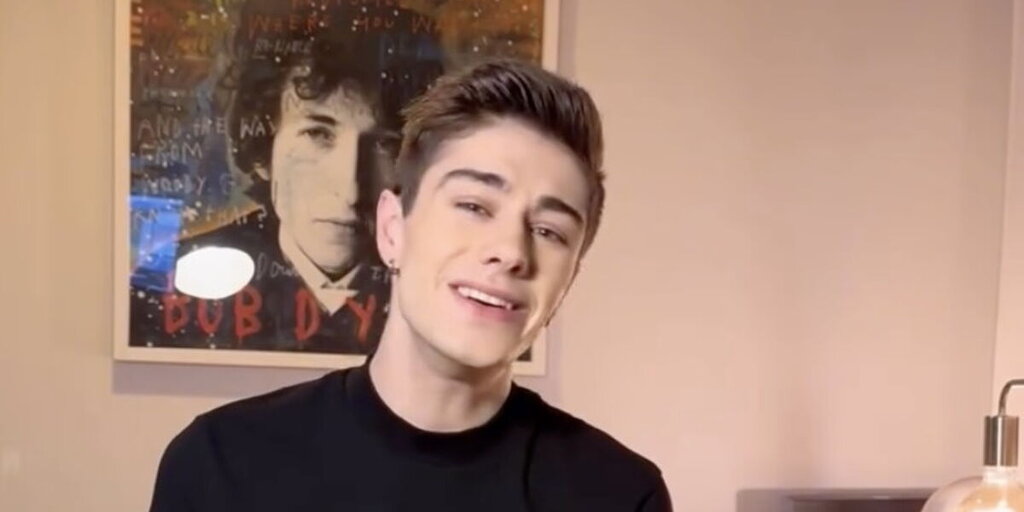 Axel Marbeuf règle ses comptes avec d’anciens candidats de la Star Academy : un message troublant sur Instagram Axel Marbeuf règle ses comptes avec d’anciens candidats de la Star Academy : un message troublant sur Instagram