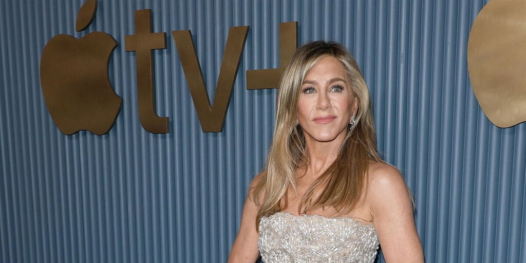 Jennifer Aniston en couple avec Jim Curtis : découvrez son nouveau compagnon et célèbre hypnothérapeute