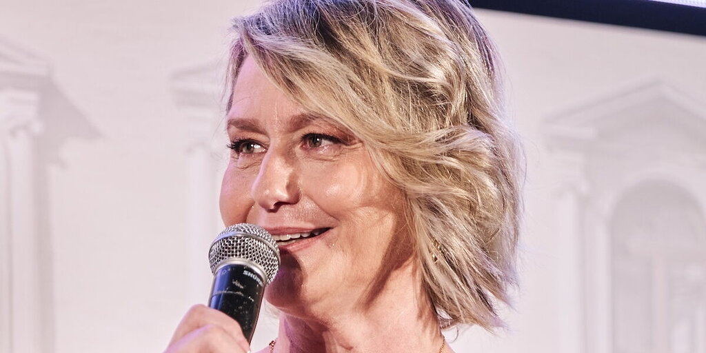 Luana Belmondo se confie sur sa transformation après la rupture avec Paul Belmondo : les décisions clés qui ont changé sa vie Luana Belmondo se confie sur sa transformation après la rupture avec Paul Belmondo : les décisions clés qui ont changé sa vie
