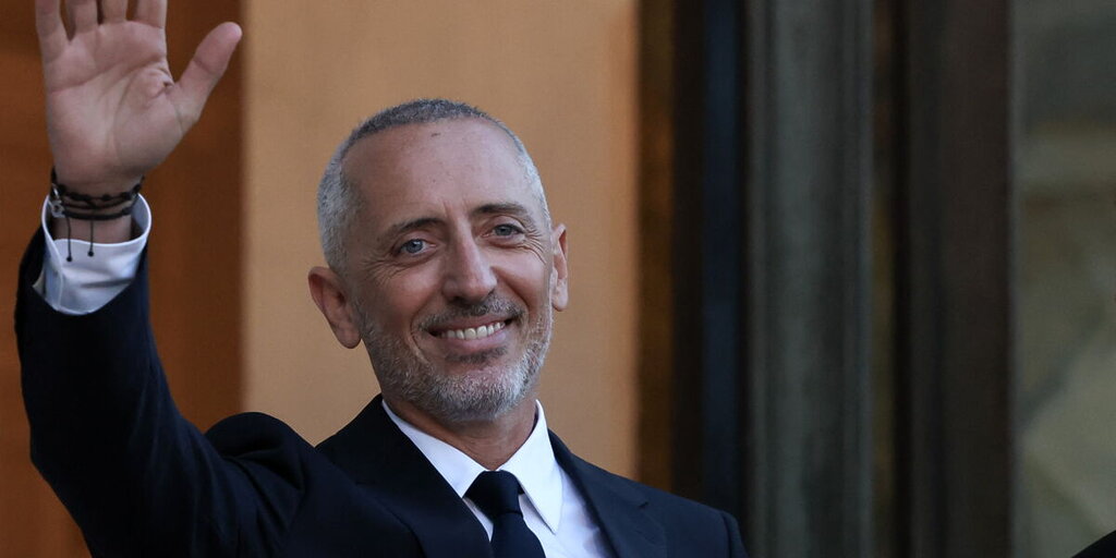 Gad Elmaleh se confie à cœur ouvert sur l’amour : Prêt à retomber amoureux ? Gad Elmaleh se confie à cœur ouvert sur l’amour : Prêt à retomber amoureux ?