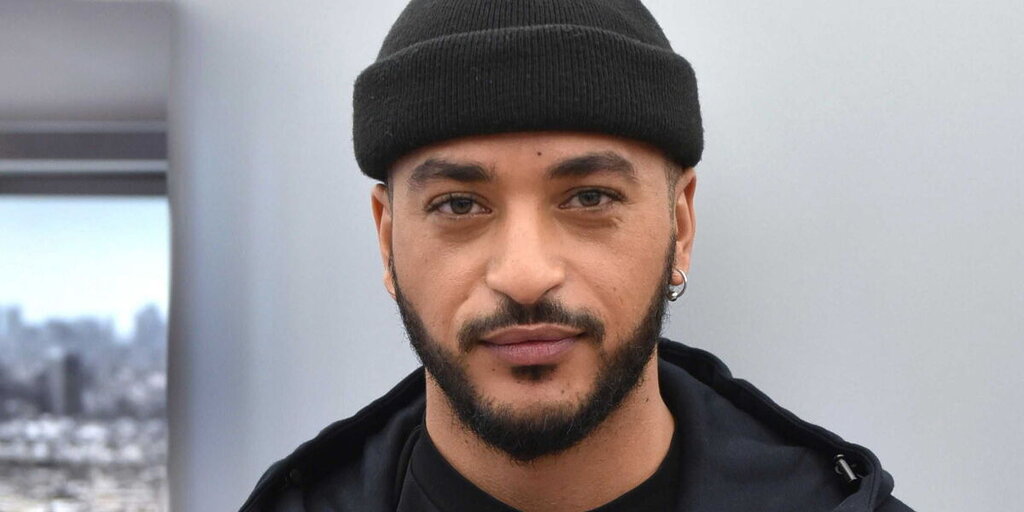 Retour de Slimane : le message plein de sens du chanteur à ses fans et à Vitaa dans ‘Pour toujours’ Retour de Slimane : le message plein de sens du chanteur à ses fans et à Vitaa dans ‘Pour toujours’