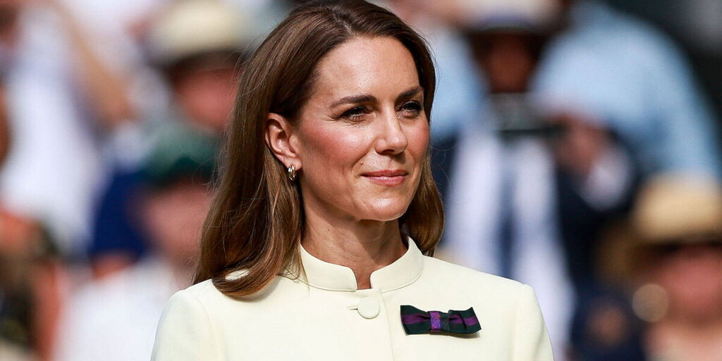 Portrait du prince George à 12 ans : Les réactions vives de Kate Middleton expliquées Portrait du prince George à 12 ans : Les réactions vives de Kate Middleton expliquées