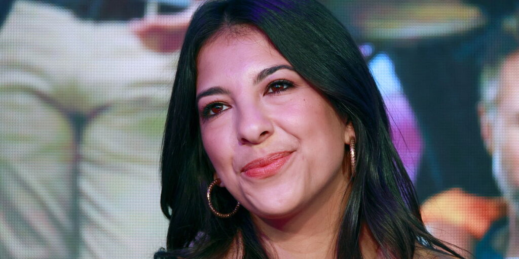 Kenza Saïb-Couton pousse un coup de gueule : ‘Respectez-nous’, face aux fans envahissants de Demain nous appartient