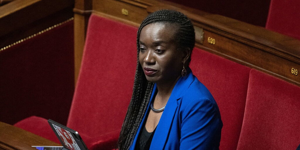 Insultes racistes et sexistes : la députée Nadège Abomangoli porte plainte contre le décolonialisme Insultes racistes et sexistes : la députée Nadège Abomangoli porte plainte contre le décolonialisme