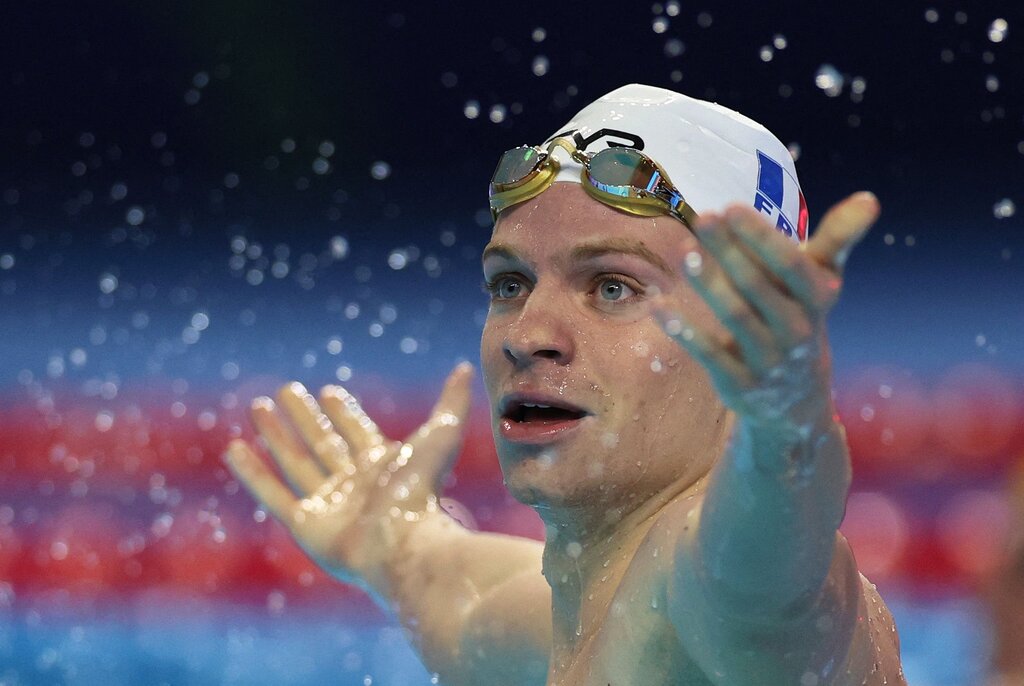 Léon Marchand établit un nouveau record du monde au 200 m quatre nages